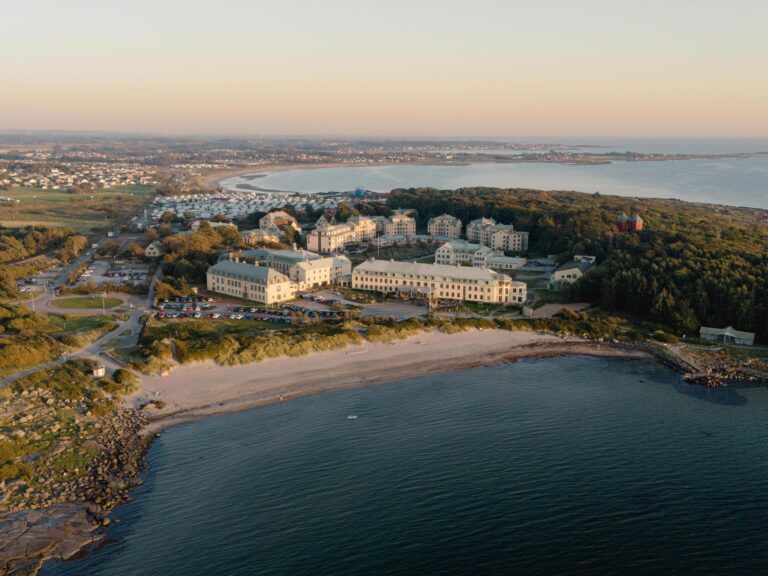 NYTT SYSTERHOTELL VID HAVET